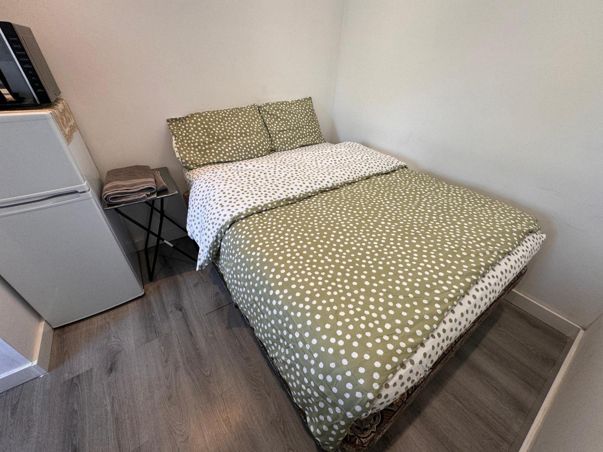 Enjoy The Comfort At Self-contained With Free Parking - Near Luton Airport Luton (Bedfordshire)